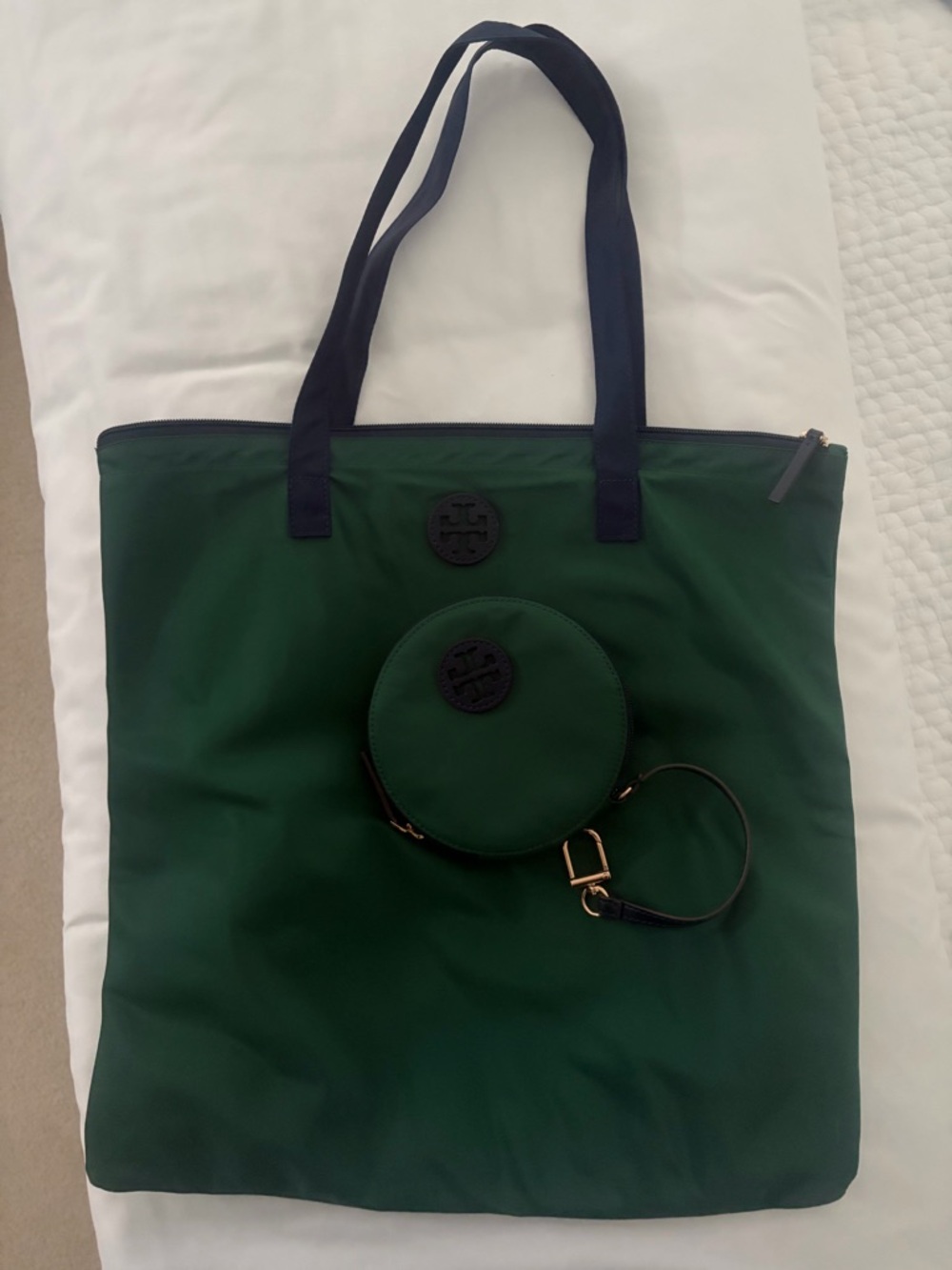 Tory Burch Tote and Zip Pouch Set in Forest Green